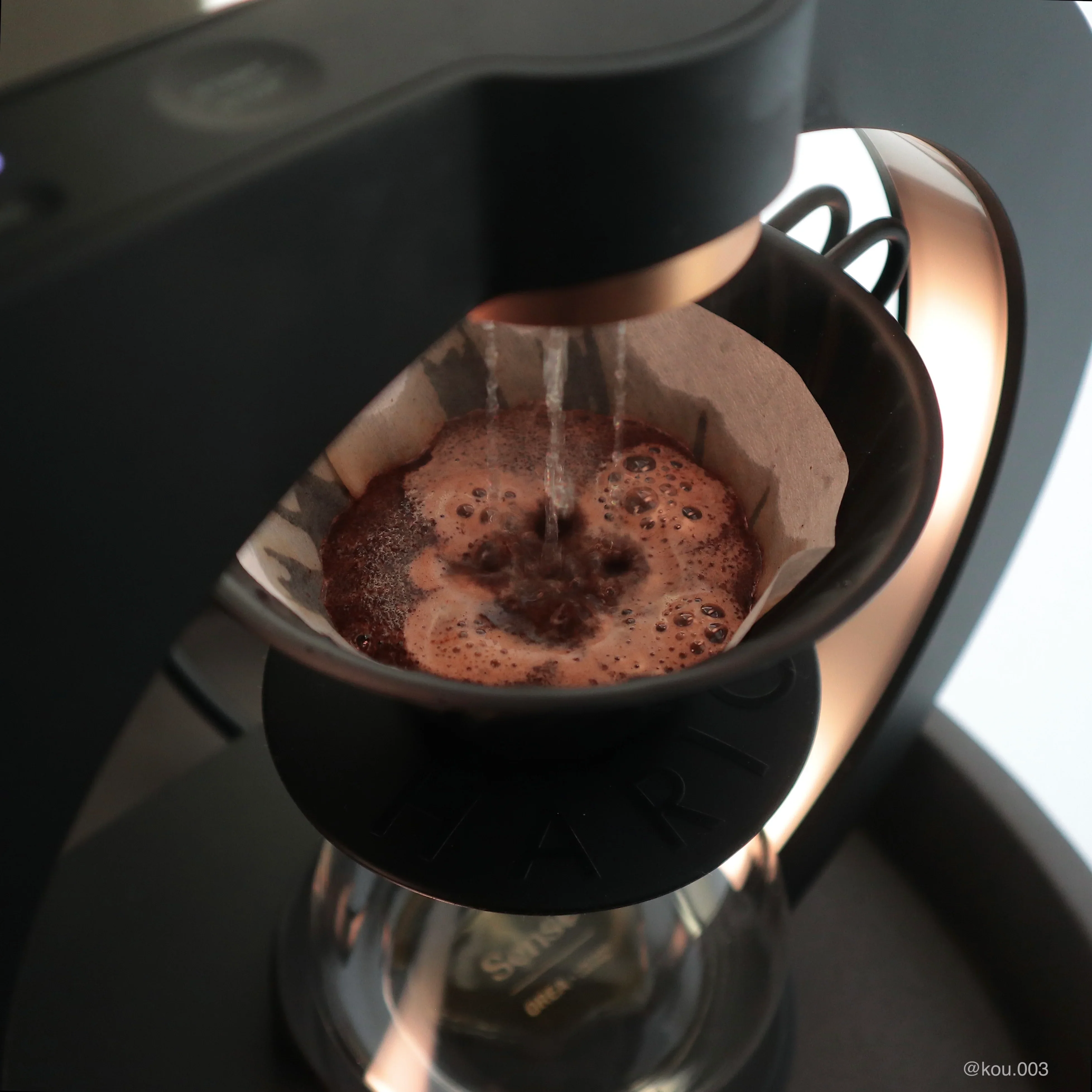 Hiroia Hikaru V60 Smart Brewer - Black - Image 3